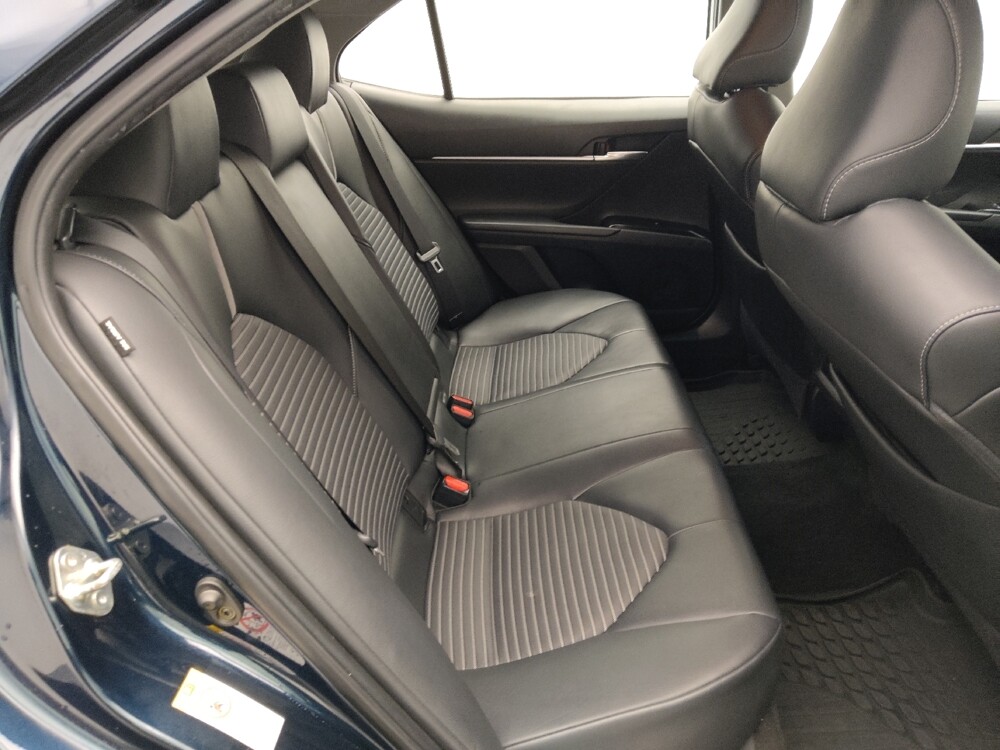 2018 Toyota Camry in Independence, MO 64055 - 18123908 19