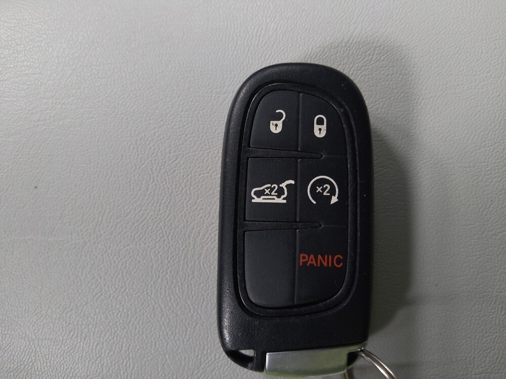 2019 Jeep Cherokee in Macon, GA 31210 - 18123909 32