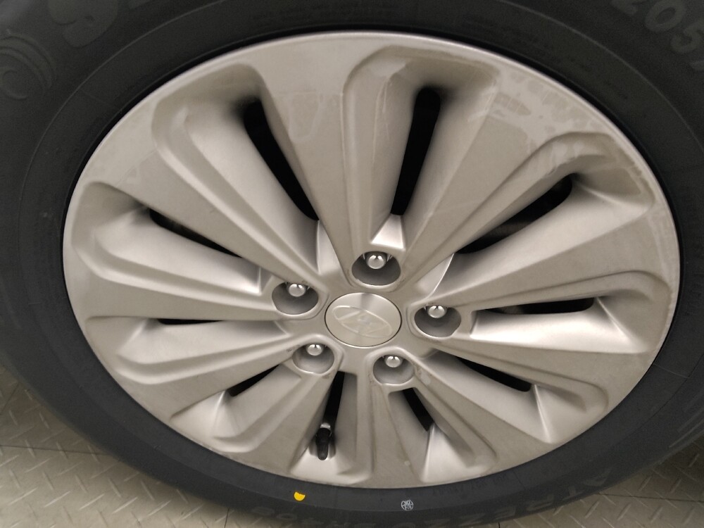 2016 Hyundai Sonata in Pelham, AL 35124 - 18123910 31