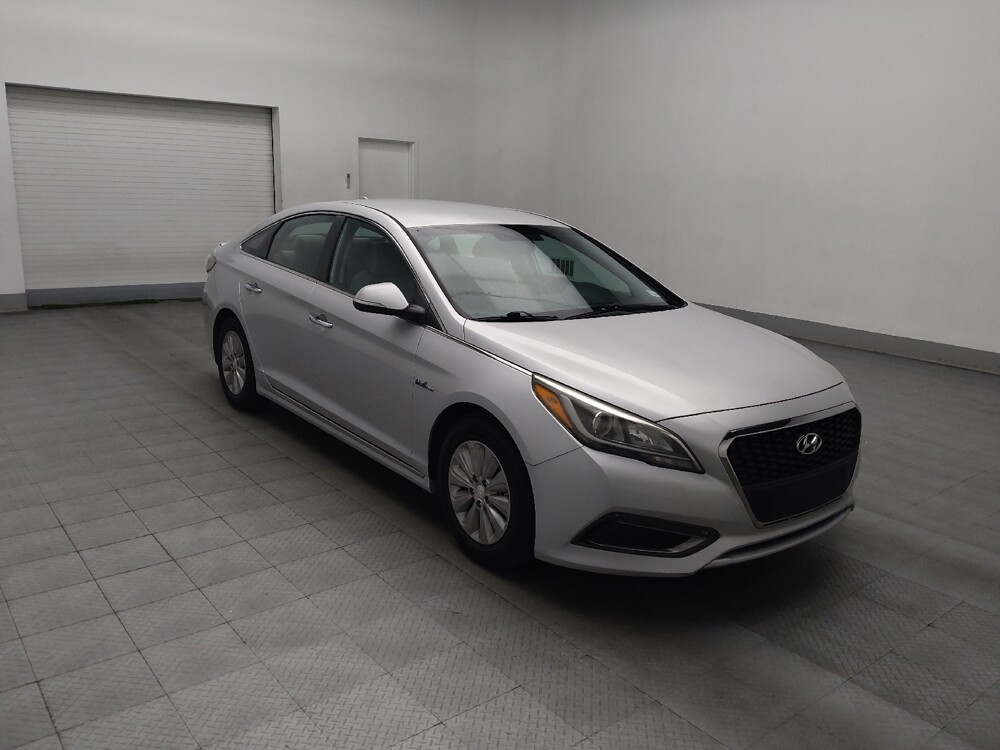 2016 Hyundai Sonata in Pelham, AL 35124 - 18123910 13