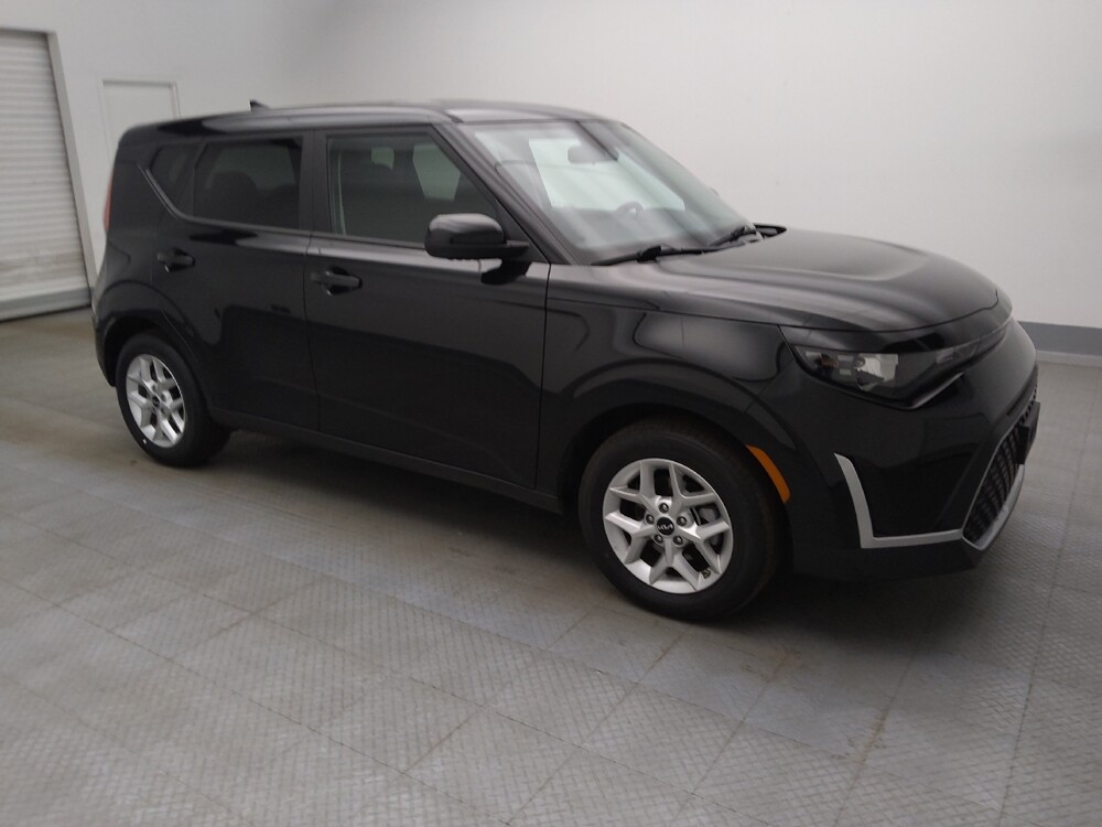 2025 Kia Soul in Lakewood, CO 80215 - 18123915 11