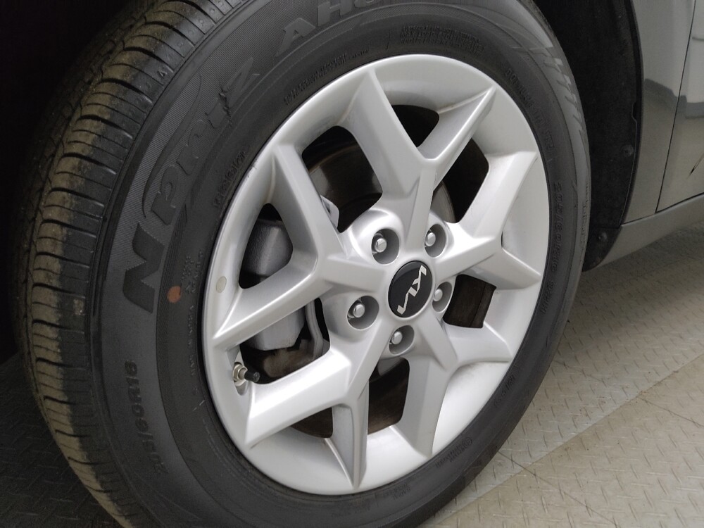 2025 Kia Soul in Lakewood, CO 80215 - 18123915 31