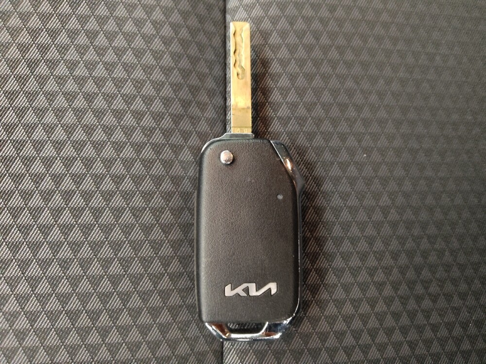 2025 Kia Soul in Lakewood, CO 80215 - 18123915 32