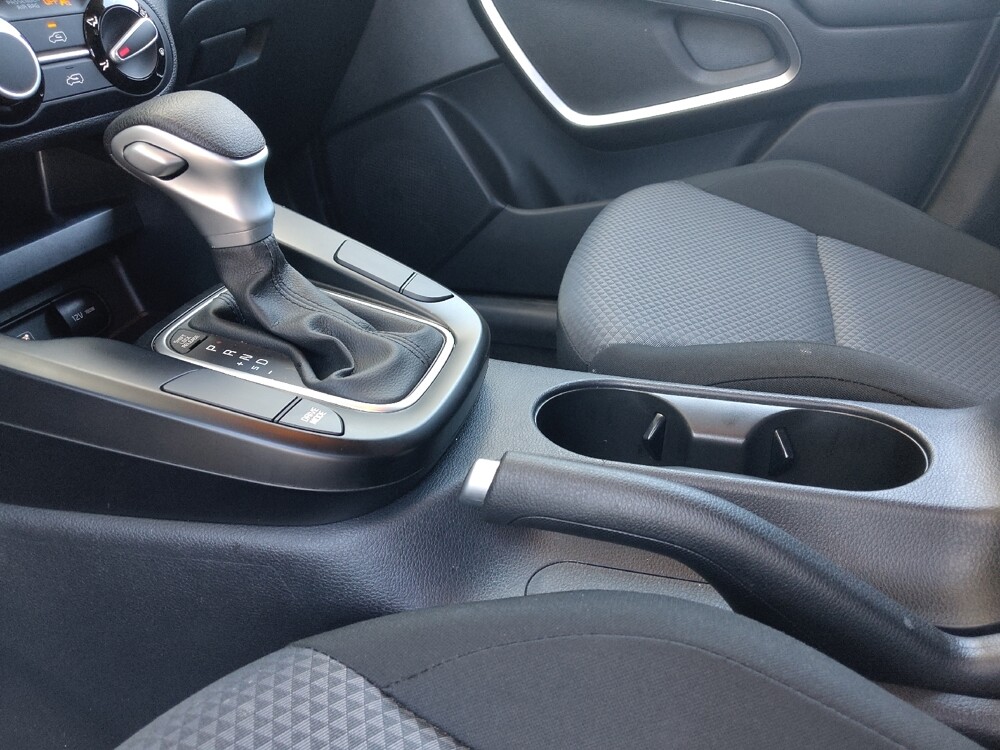 2025 Kia Soul in Glendale, AZ 85301 - 18123920 26