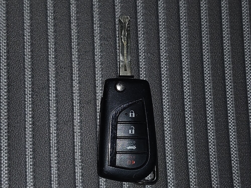 2021 Toyota Camry in Miami, FL 33157 - 18123921 32