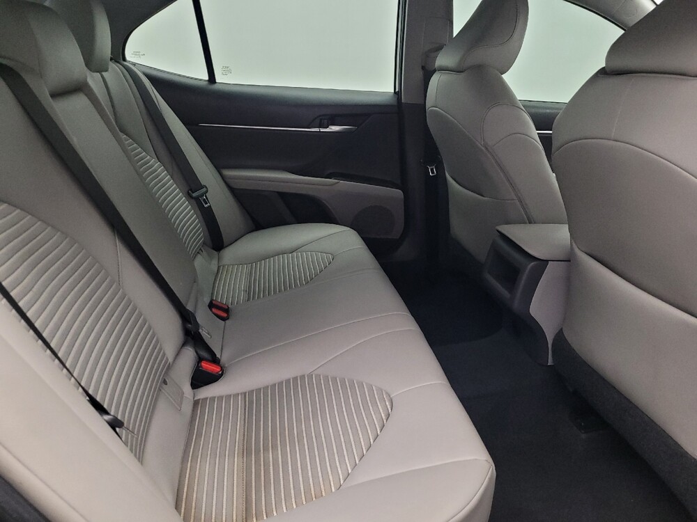 2021 Toyota Camry in Miami, FL 33157 - 18123921 19