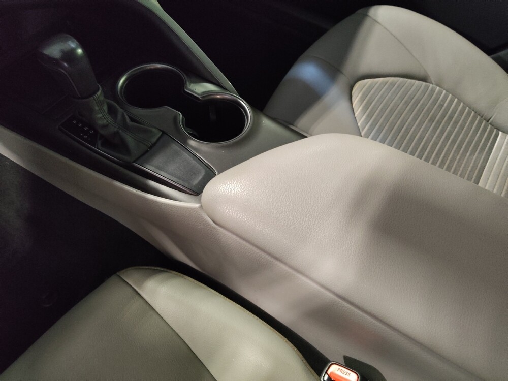 2021 Toyota Camry in Miami, FL 33157 - 18123921 26