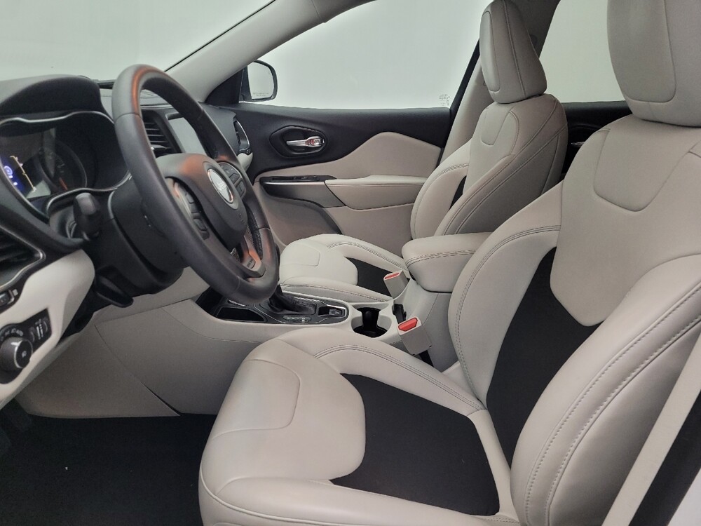 2021 Jeep Cherokee in Orlando, FL 32808 - 18123924 17