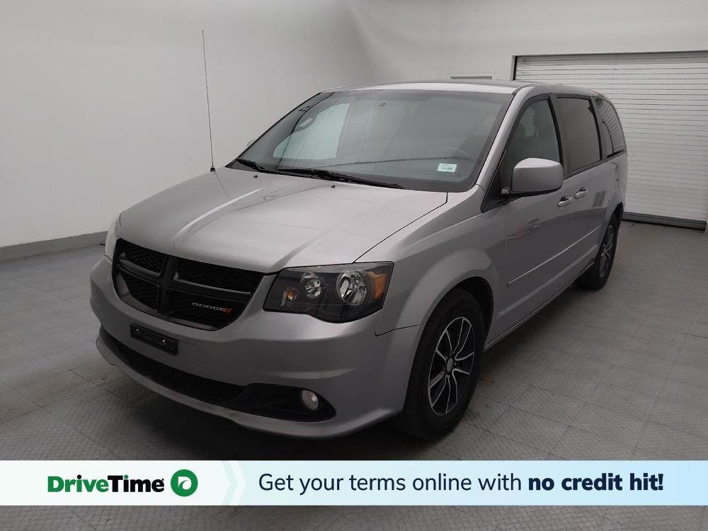 2017 Dodge Grand Caravan in Raleigh, NC 27604 - 18123929