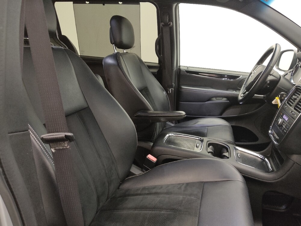2017 Dodge Grand Caravan in Raleigh, NC 27604 - 18123929 21