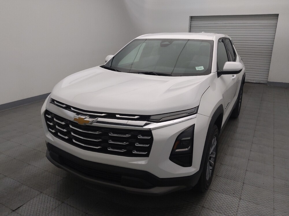 2025 Chevrolet Equinox in Houston, TX 77074 - 18123932 15