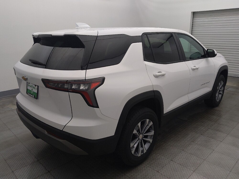 2025 Chevrolet Equinox in Houston, TX 77074 - 18123932 9