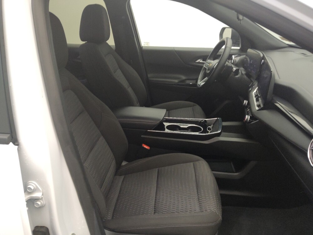 2025 Chevrolet Equinox in Houston, TX 77074 - 18123932 21