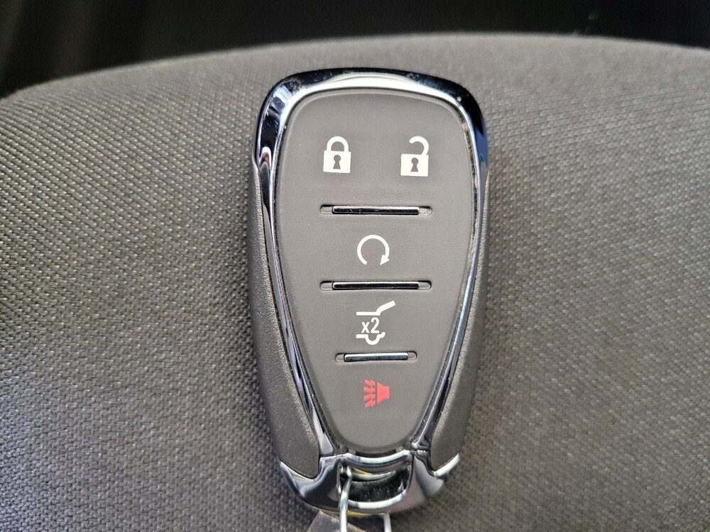 2023 Chevrolet Equinox in Cincinnati, OH 45255 - 18123935 32