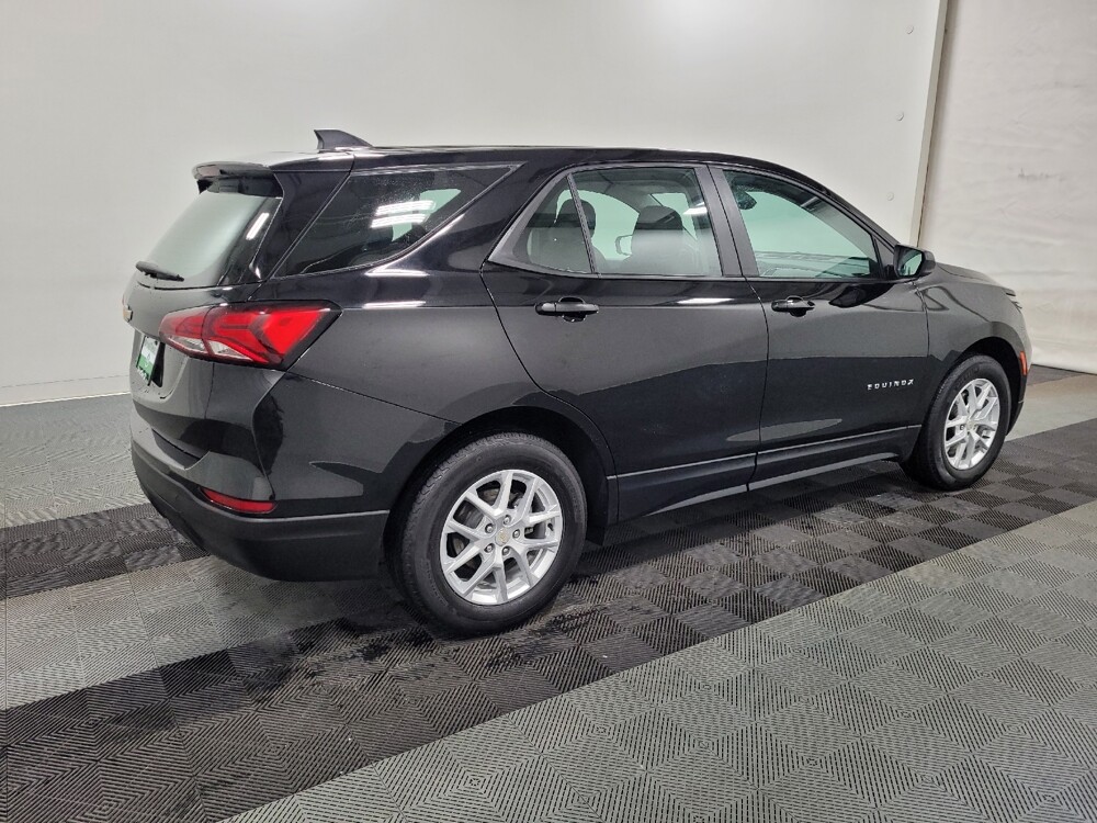 2024 Chevrolet Equinox in Allentown, PA 18103 - 18123936 10