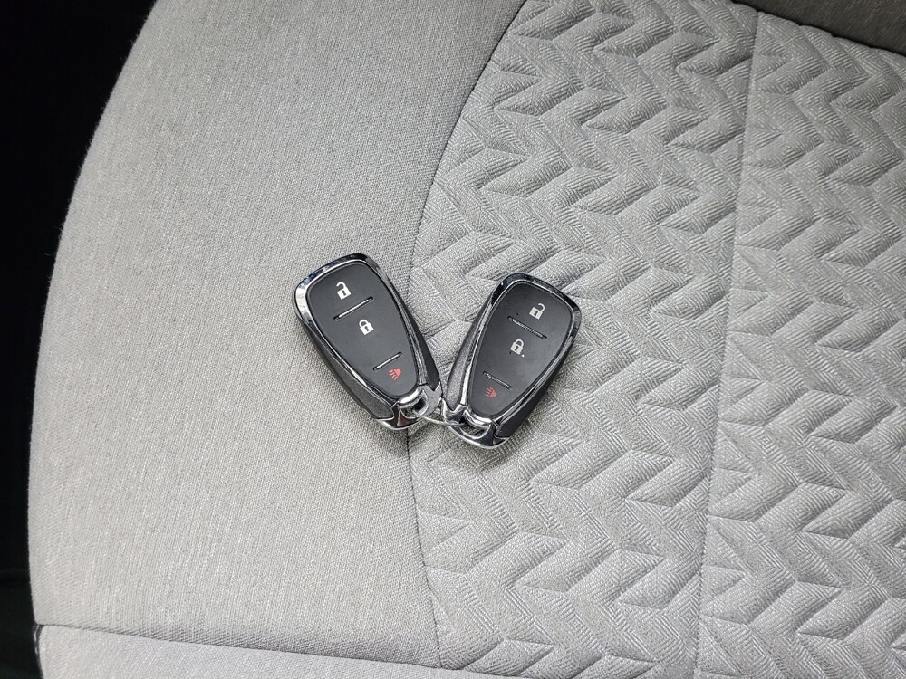 2024 Chevrolet Equinox in Allentown, PA 18103 - 18123936 32