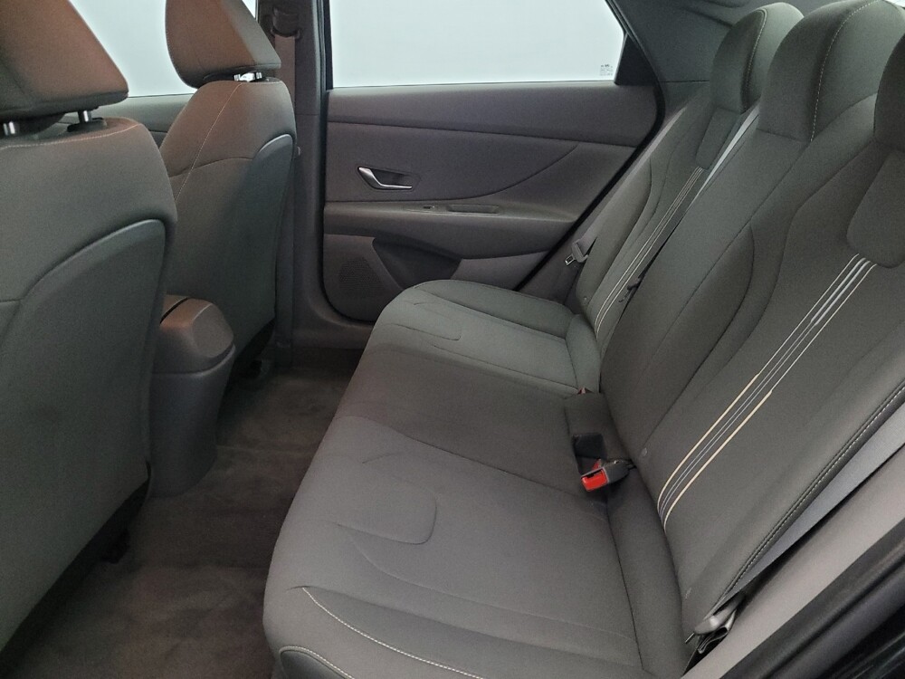 2023 Hyundai Elantra in New Castle, DE 19720 - 18123945 18