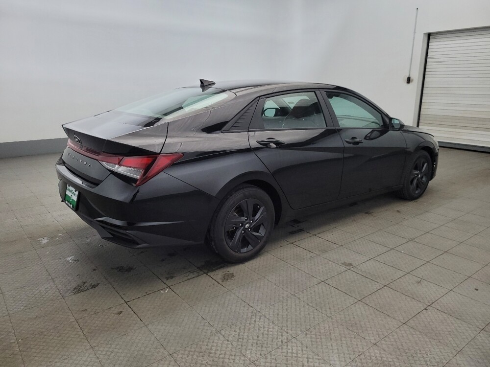 2023 Hyundai Elantra in New Castle, DE 19720 - 18123945 10