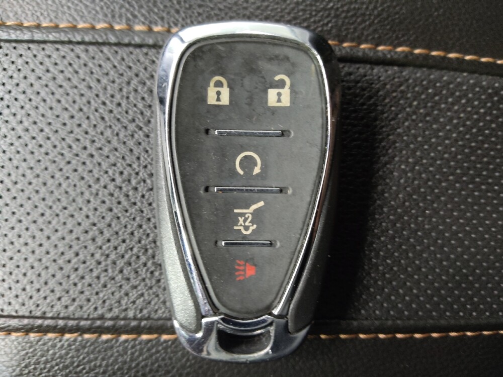 2018 Chevrolet Traverse in Greenville, SC 29607 - 18123955 32