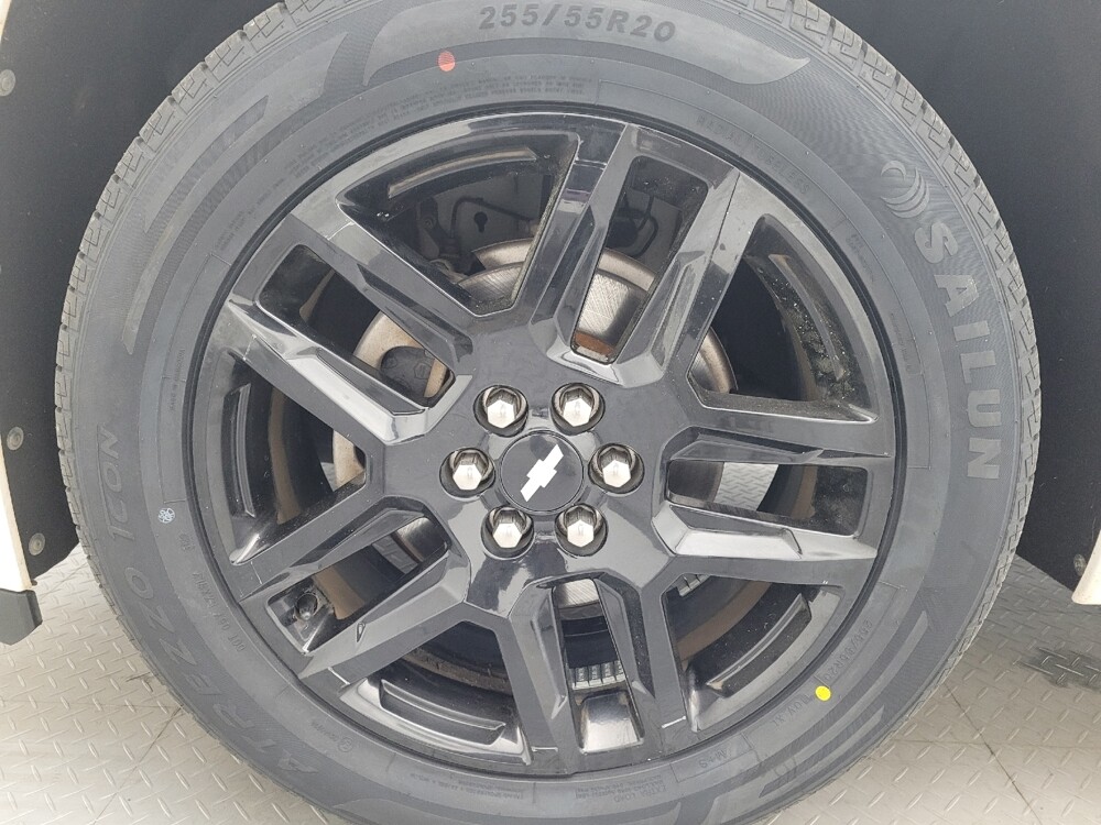 2018 Chevrolet Traverse in Greenville, SC 29607 - 18123955 31