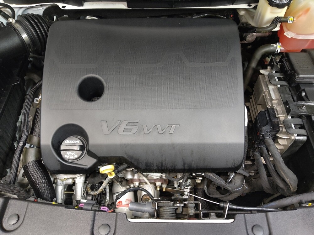 2018 Chevrolet Traverse in Greenville, SC 29607 - 18123955 30