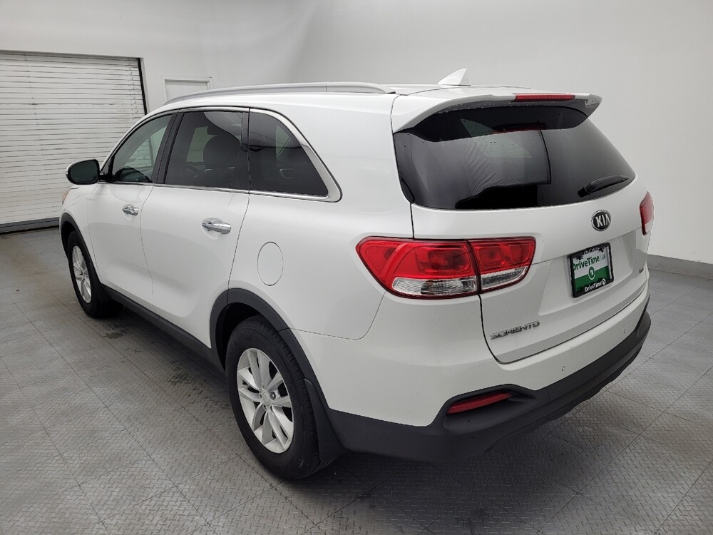 2018 Kia Sorento in Greenville, SC 29607 - 18123958 5