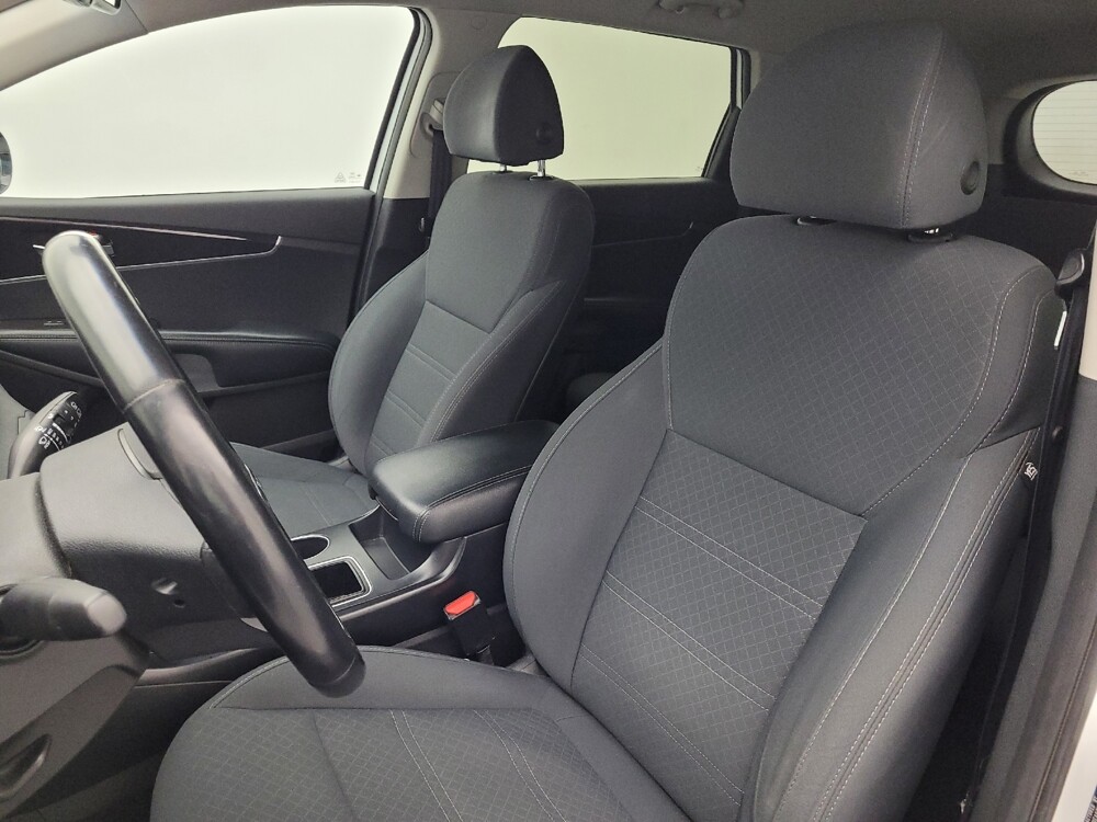 2018 Kia Sorento in Greenville, SC 29607 - 18123958 17