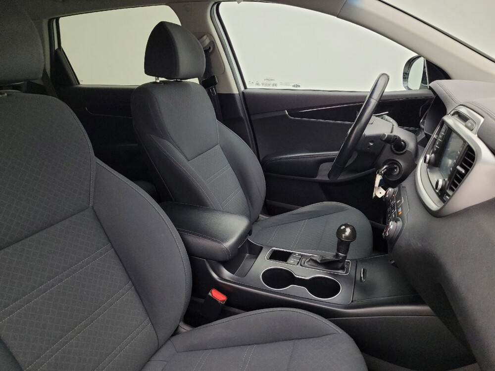 2018 Kia Sorento in Greenville, SC 29607 - 18123958 21
