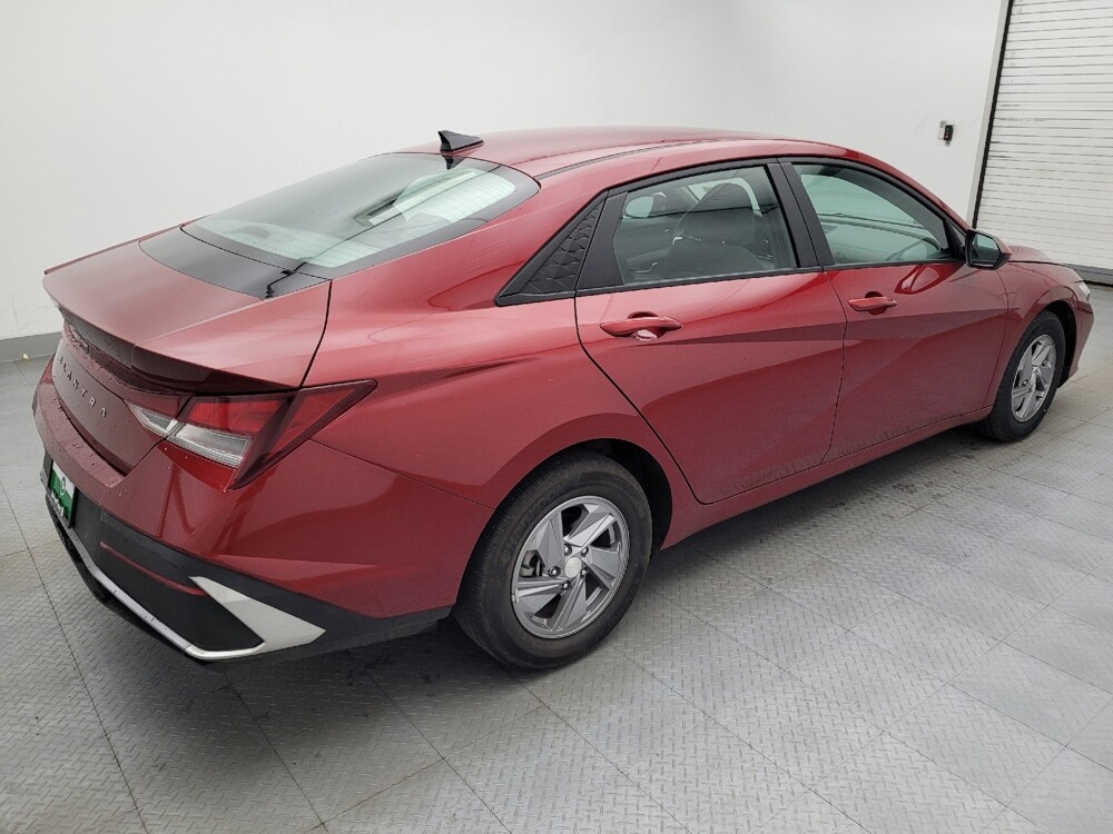 2024 Hyundai Elantra in Winston-Salem, NC 27103 - 18123959 10
