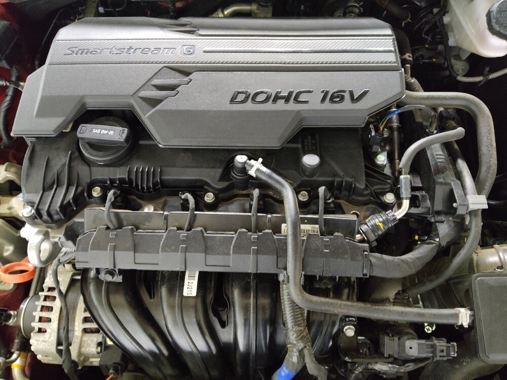 2024 Hyundai Elantra in Winston-Salem, NC 27103 - 18123959 30