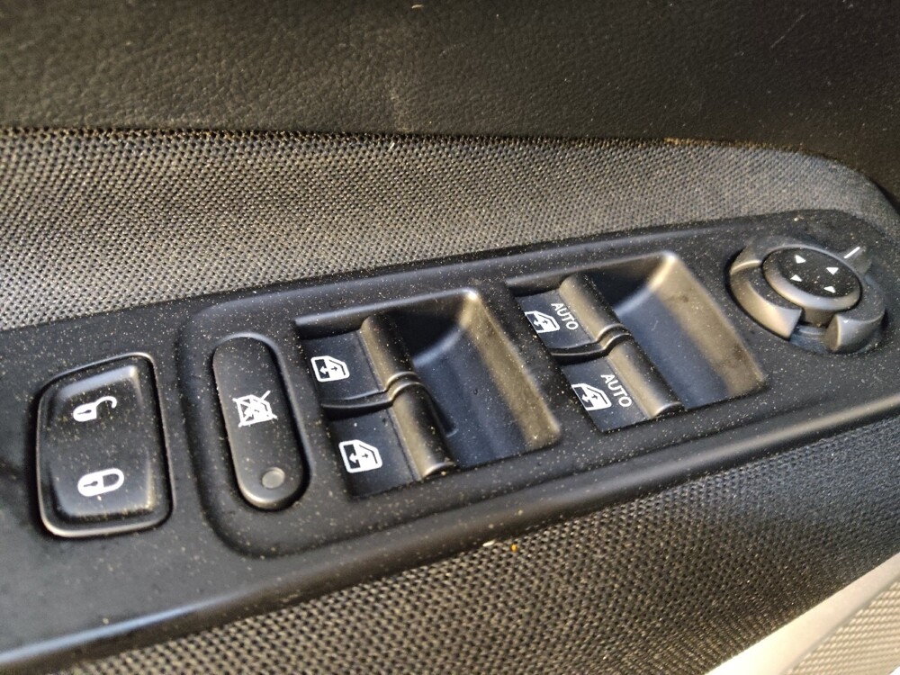 2021 Jeep Renegade in Greenville, SC 29607 - 18123960 27