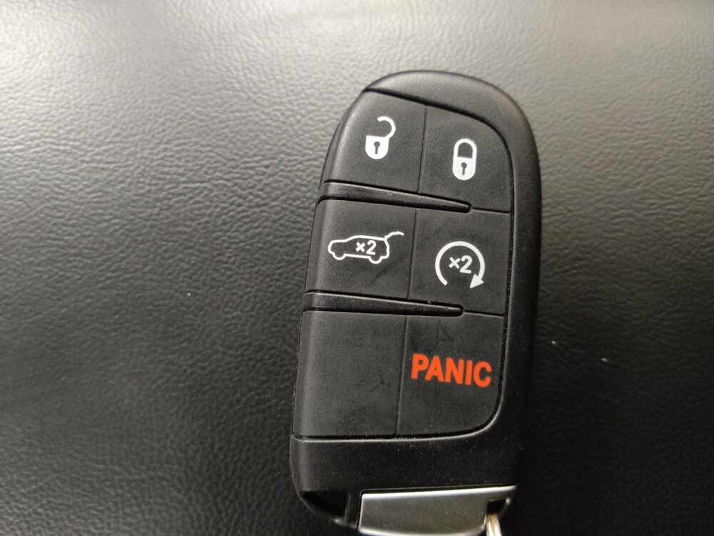 2020 Jeep Grand Cherokee in Bradenton, FL 34207 - 18123962 32