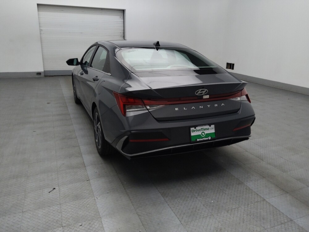 2025 Hyundai Elantra in Augusta, GA 30907 - 18123966 5