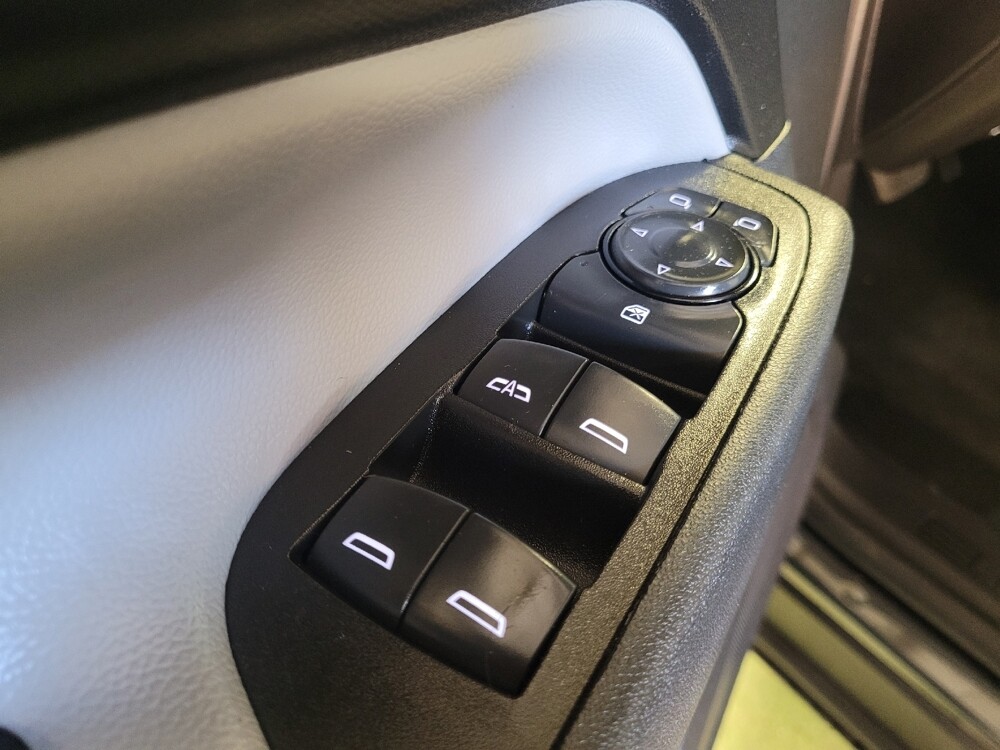 2023 Chevrolet Equinox in Fort Myers, FL 33907 - 18123968 27