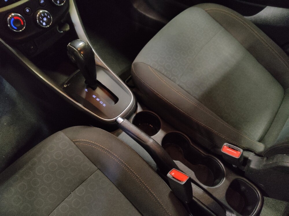 2020 Chevrolet Trax in Kissimmee, FL 34744 - 18123971 26