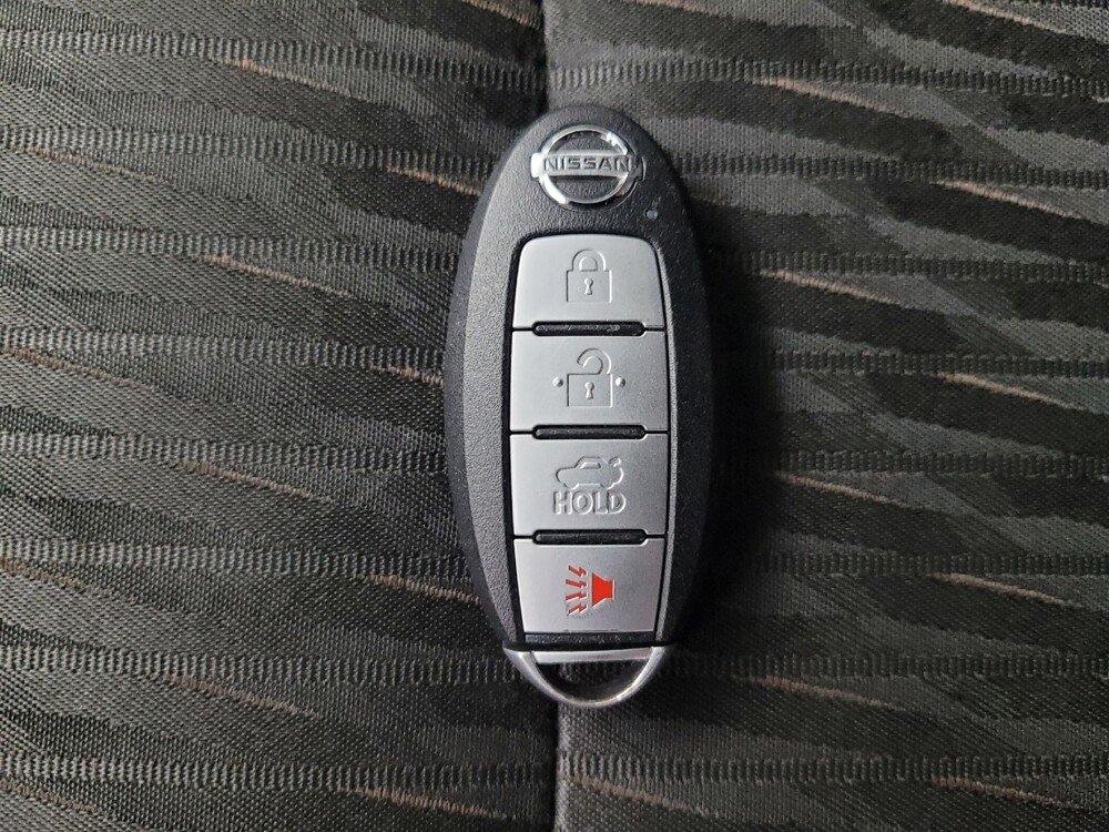 2020 Nissan Rogue in Huntsville, AL 35816 - 18123972 32