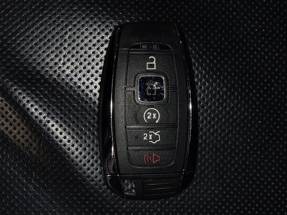 2017 Lincoln MKZ in Kissimmee, FL 34744 - 18123978 32