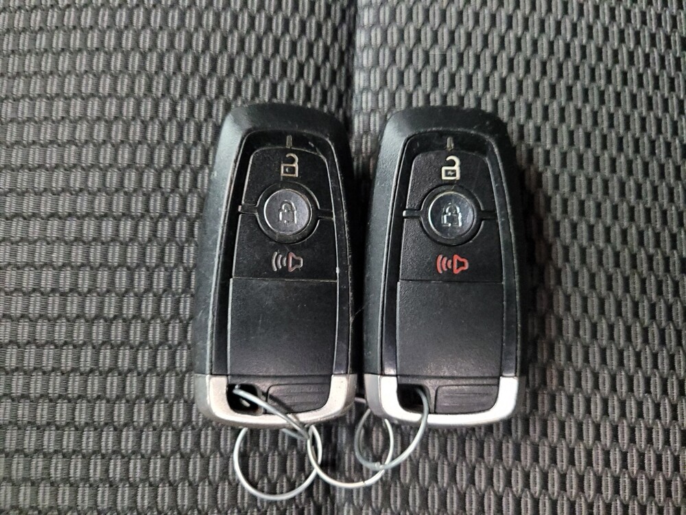 2019 Ford Explorer in Taylor, MI 48180 - 18123982 32