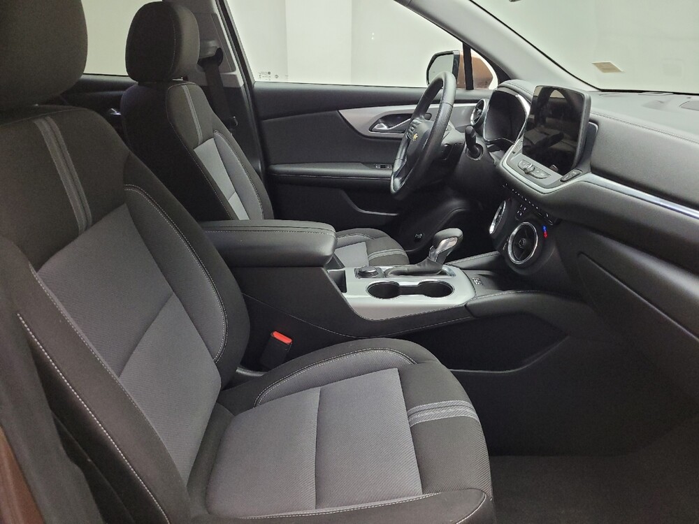 2024 Chevrolet Blazer in Eastpointe, MI 48021 - 18123983 21