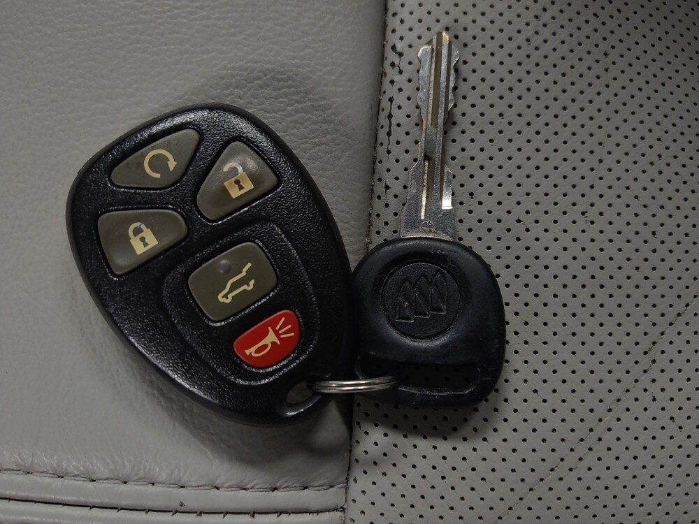 2015 Buick Enclave in Houston, TX 77074 - 18123998 32