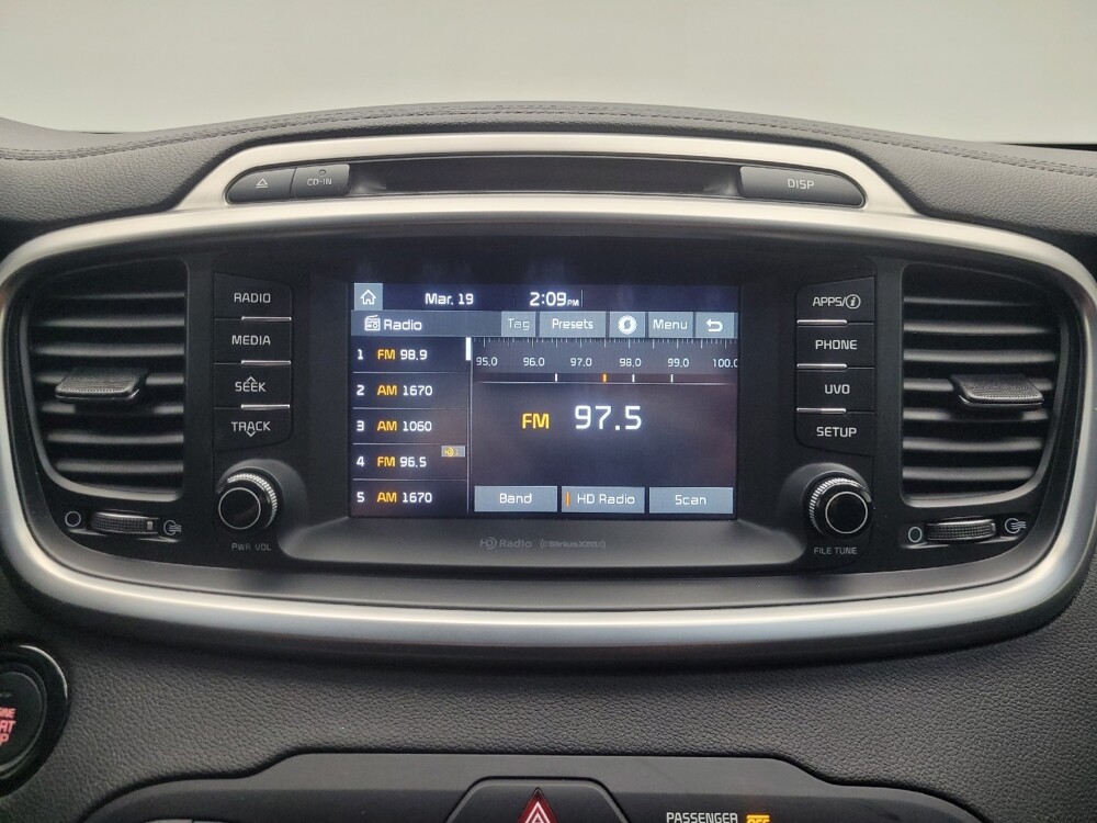 2017 Kia Sorento in Highland, IN 46322 - 18124002 25