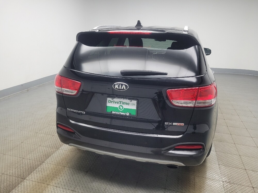 2017 Kia Sorento in Highland, IN 46322 - 18124002 7