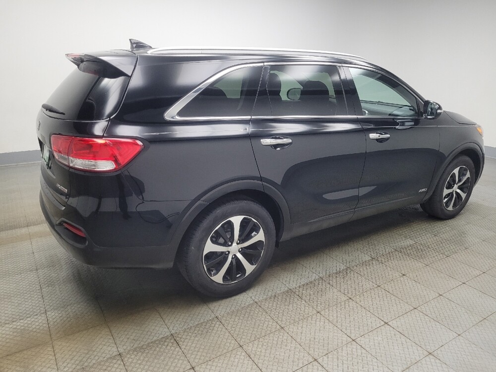 2017 Kia Sorento in Highland, IN 46322 - 18124002 10
