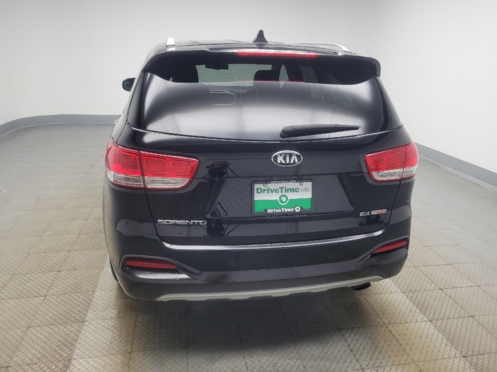 2017 Kia Sorento in Highland, IN 46322 - 18124002 6