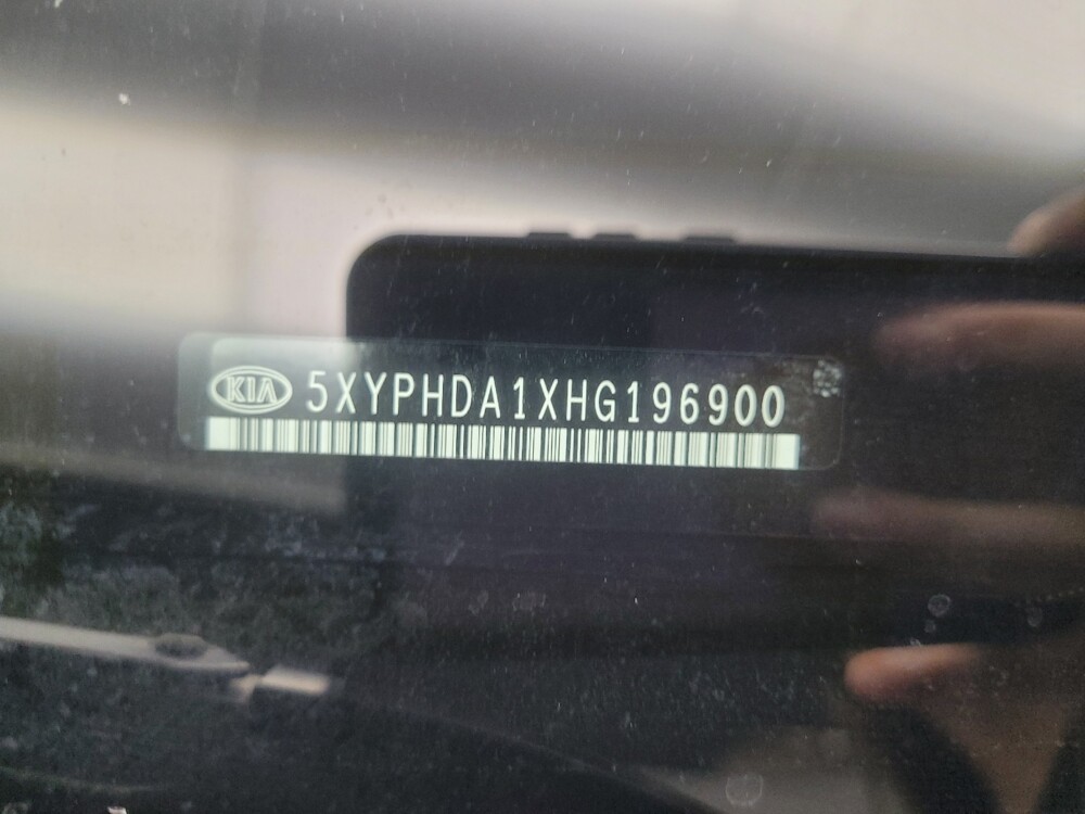 2017 Kia Sorento in Highland, IN 46322 - 18124002 33