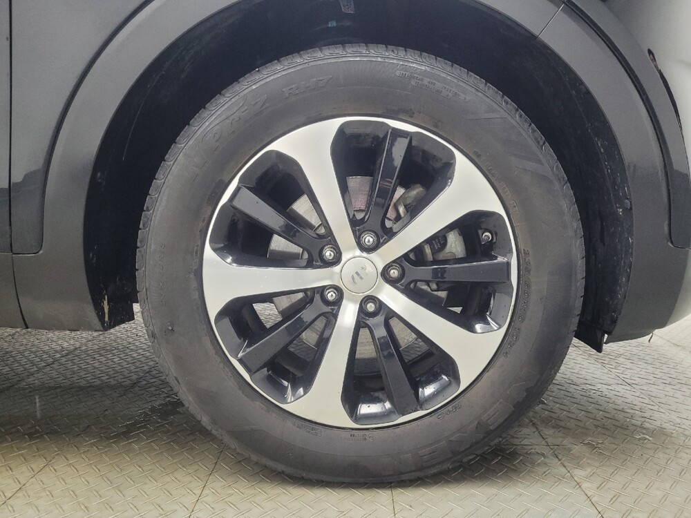 2017 Kia Sorento in Highland, IN 46322 - 18124002 31