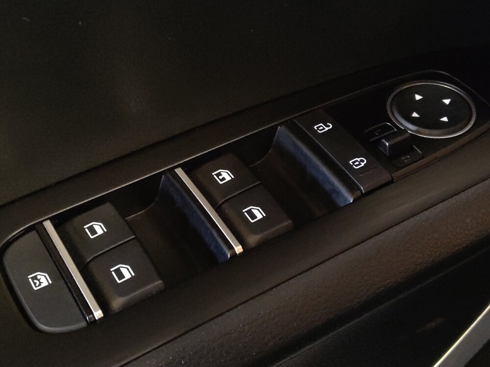 2025 Kia Soul in Savannah, GA 31419 - 18124003 27