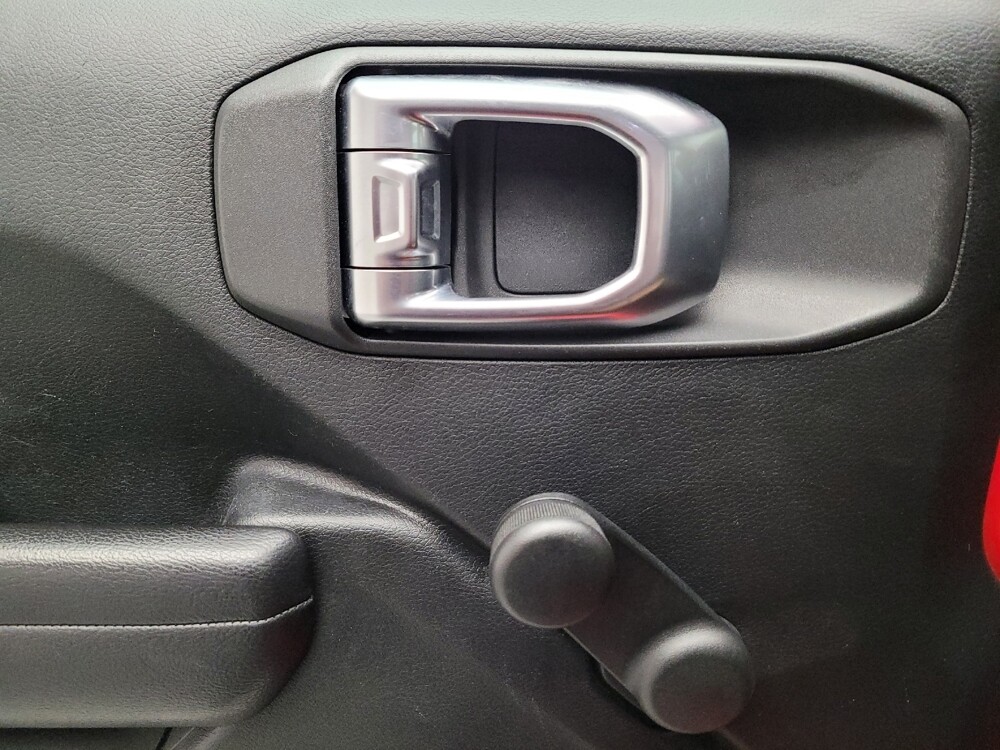 2018 Jeep Wrangler in Downey, CA 90241 - 18124004 27