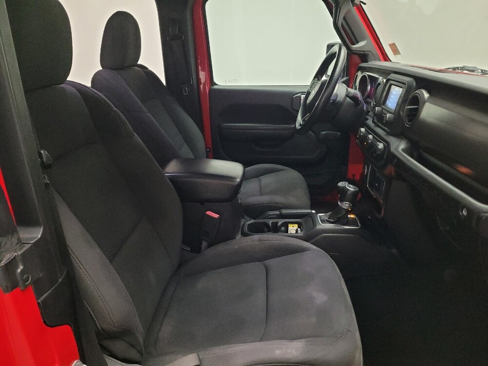 2018 Jeep Wrangler in Downey, CA 90241 - 18124004 21