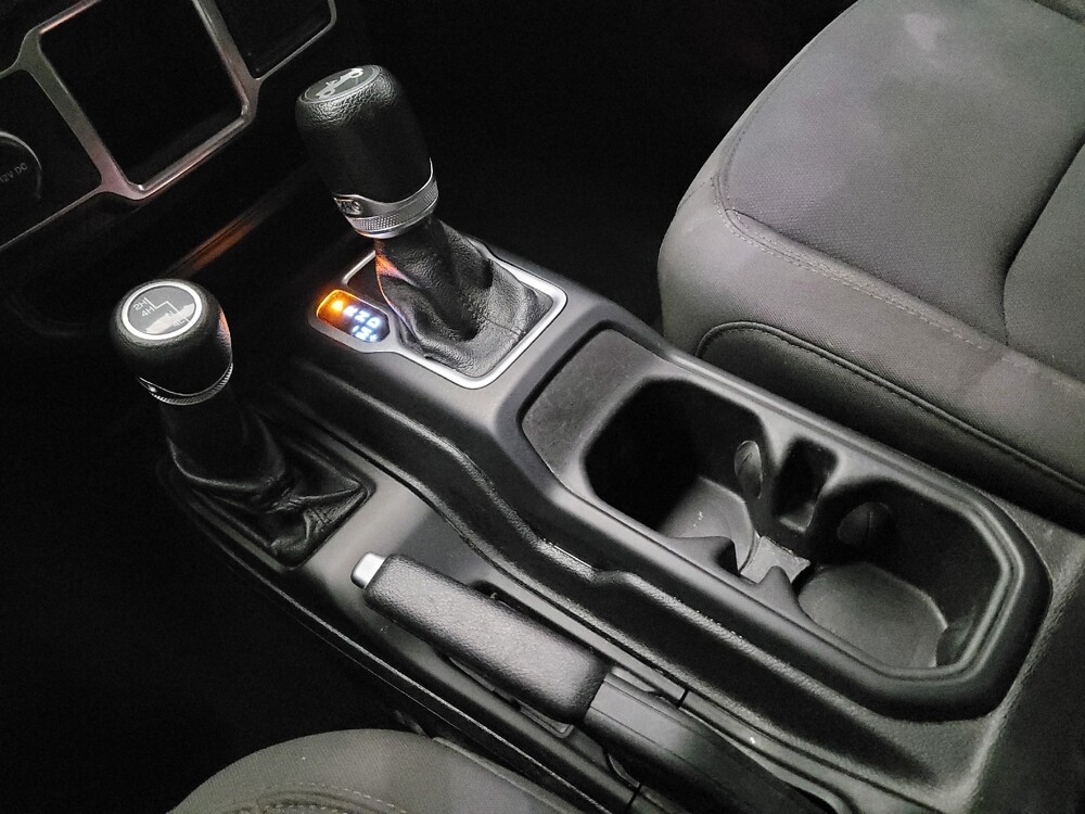 2018 Jeep Wrangler in Downey, CA 90241 - 18124004 26